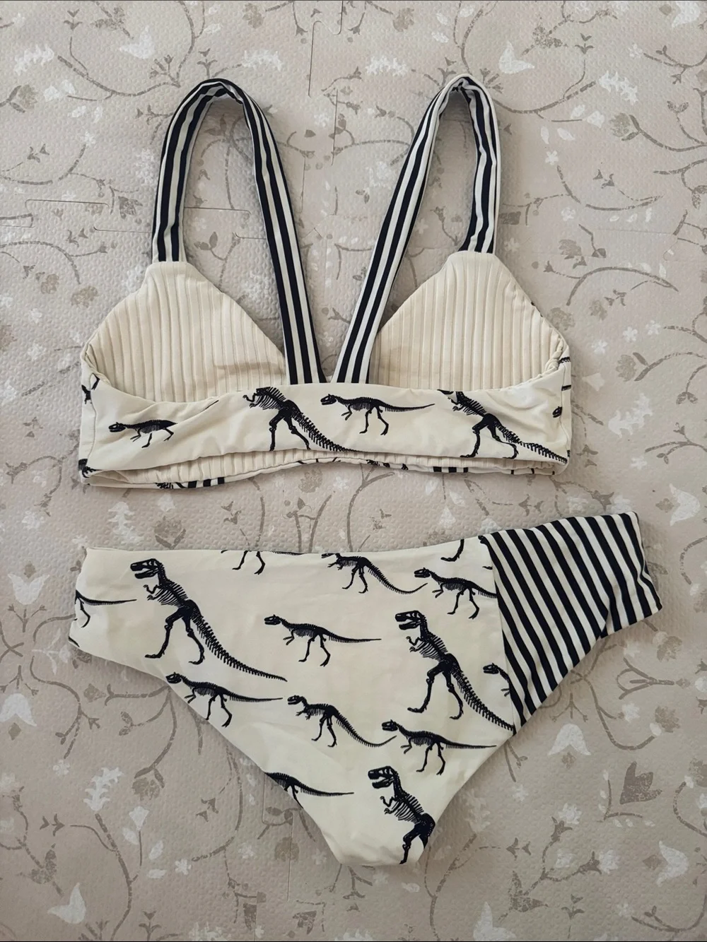 Boys + Arrows Primal Swim Set - Picture 2 of 4